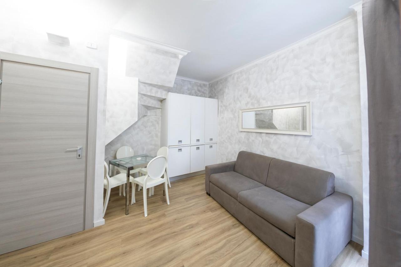Home Holiday Rome - 2° Floor Εξωτερικό φωτογραφία