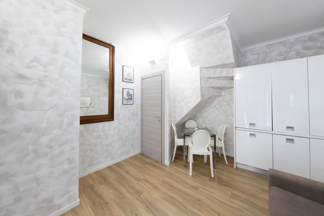 Home Holiday Rome - 2° Floor Εξωτερικό φωτογραφία