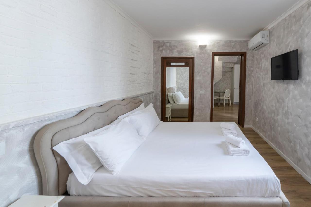 Home Holiday Rome - 2° Floor Εξωτερικό φωτογραφία