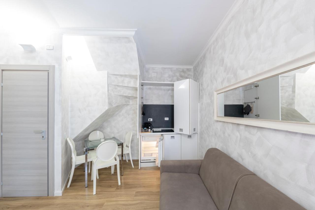 Home Holiday Rome - 2° Floor Εξωτερικό φωτογραφία
